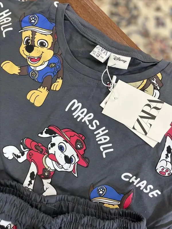 ست تیشرت شلوارک سگهای نگهبان ZARA